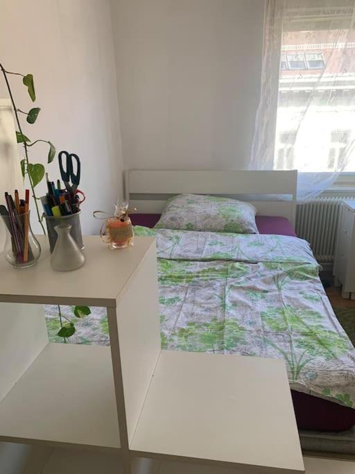 Kleine Wohnung Im Zentrum Graz Exterior foto